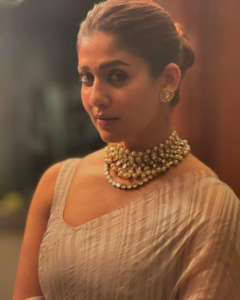 actress-nayanthara-beauty-photos